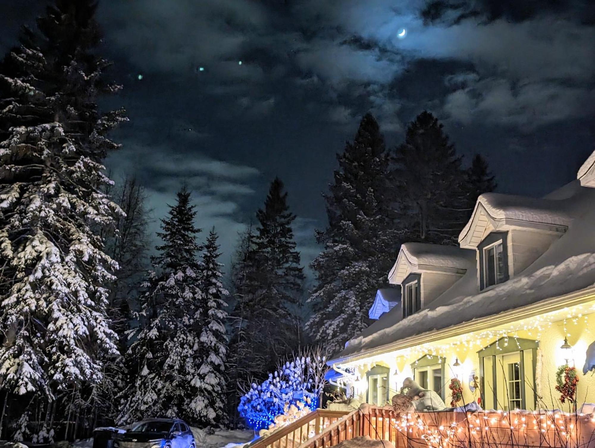 La Tremblante Bed & Breakfast Монт-Тремблант Екстериор снимка